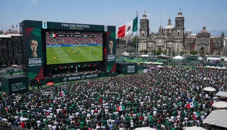 Pantallas gigantes, cascaritas, comida y música formarán parte del FIFA Fan Fest.webp